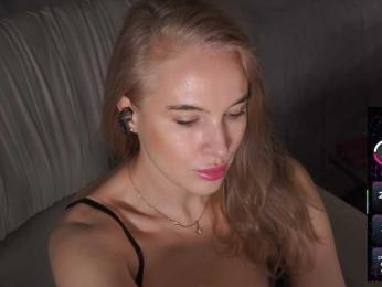 Eseniyavl bongacams stream image