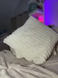 JezzyHill stripchat stream image, 29.01.2026 17:10