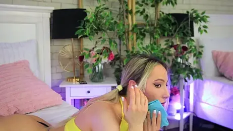 EmillyBronte stripchat stream image, 02.02.2026 20:20