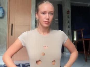 livslifee chaturbate stream image