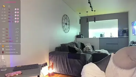 Juicy_Bella stripchat stream image, 06.02.2026 18:00