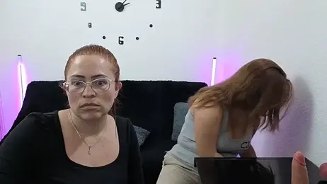lesb_milf stripchat stream image