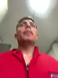 santiObrero stripchat stream image, 10.02.2026 19:40