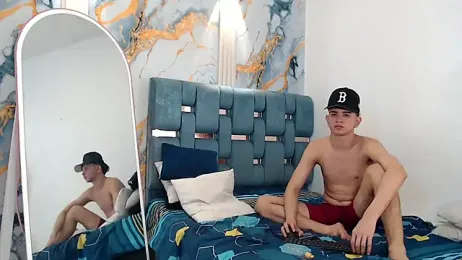 TWINKS_FRIENDS stripchat stream image