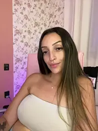BelleLouiseVp stripchat stream image, 15.02.2026 15:40