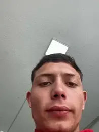 santiObrero stripchat stream image, 17.02.2026 19:00