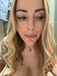 EmaSalis stripchat stream image