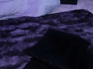 zoe-cruz21 camsoda stream image, 18.02.2026 11:40