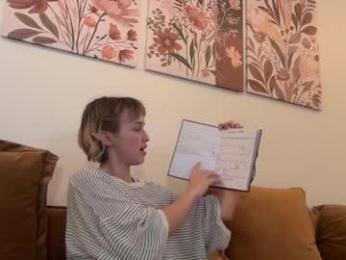 ms_dira chaturbate stream image