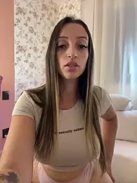 BelleLouiseVp stripchat stream image, 24.02.2026 18:00