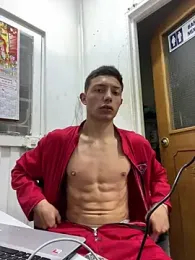 santiObrero stripchat stream image