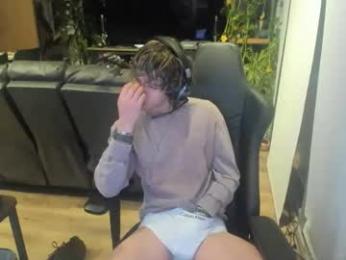 bashful4200 chaturbate stream image, 26.02.2026 01:50