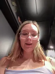 The_Snowwhitee stripchat stream image, 06.03.2025 19:10