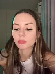 Alina_Vibe_Me stripchat stream image, 28.02.2026 23:40