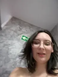 The_Snowwhitee stripchat stream image