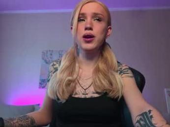 twiinkie_pie chaturbate stream image, 05.03.2026 10:40