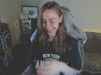 Adamova_Eva bongacams stream image, 06.03.2025 22:10