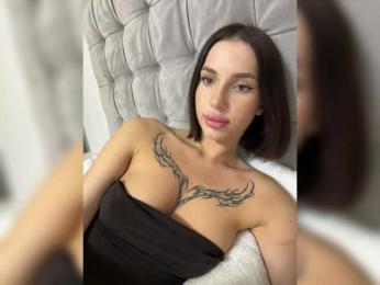 BabyDarii bongacams stream image