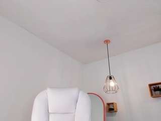 dina-ride camsoda stream image