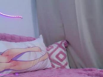 b4by_emilia chaturbate stream image