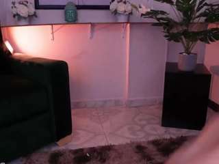 zoe-cruz21 camsoda stream image, 25.03.2026 12:00