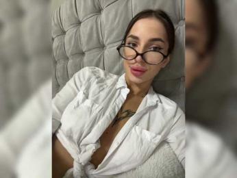 BabyDarii bongacams stream image