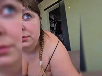 FLUFFY_BEAUTY bongacams stream image, 30.03.2026 03:40