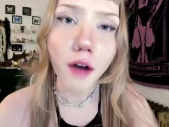 eve003300 chaturbate stream image, 31.03.2026 23:10