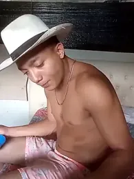 tayson_ stripchat stream image, 03.04.2026 10:20