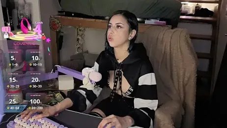 LisandreLaVenale stripchat stream image