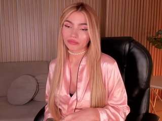 meganwest camsoda stream image