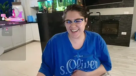 Layla- stripchat stream image