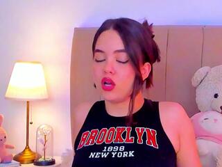 Bella Fontana flirt4free stream image, 17.04.2026 18:40