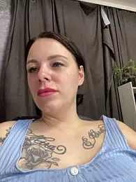 Lola_Hale stripchat stream image, 21.04.2026 18:00