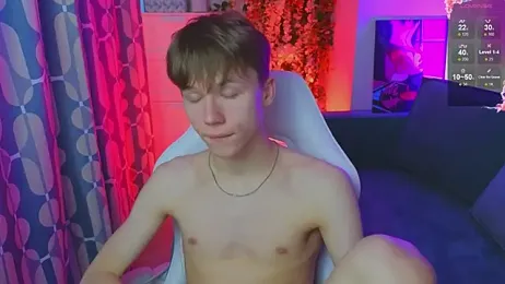 cuMte_boy stripchat stream image, 24.04.2026 01:20