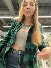 Sunny___Bunny stripchat stream image, 30.04.2026 13:00