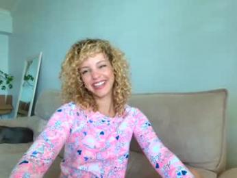 theislandgirl chaturbate stream image, 10.03.2025 15:50