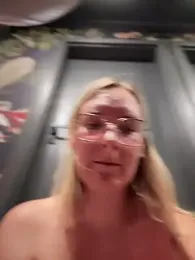 The_Snowwhitee stripchat stream image, 13.03.2025 19:10