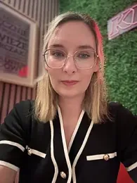 The_Snowwhitee stripchat stream image, 17.03.2025 19:10