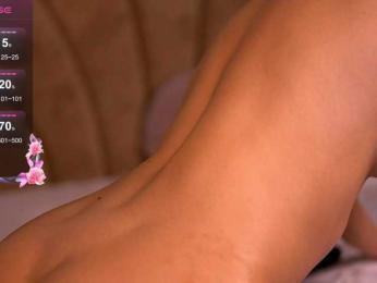 KairaAndrews bongacams stream image