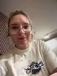 The_Snowwhitee stripchat stream image, 25.03.2025 09:00