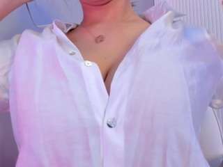 akura011 camsoda stream image