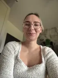 The_Snowwhitee stripchat stream image, 05.04.2025 18:50