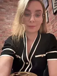 The_Snowwhitee stripchat stream image, 12.04.2025 18:40