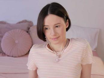 MissEssie bongacams stream image, 26.04.2025 15:00