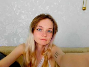 vialeta-baby bongacams stream image