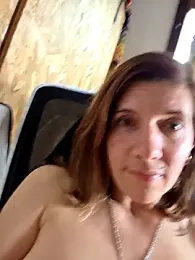 Lina_lou4 stripchat stream image