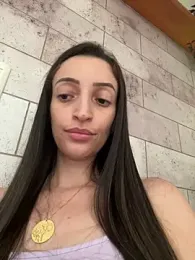 BelleLouiseVp stripchat stream image, 27.04.2025 17:00