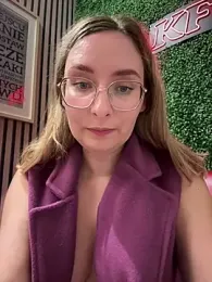 The_Snowwhitee stripchat stream image, 29.04.2025 19:00