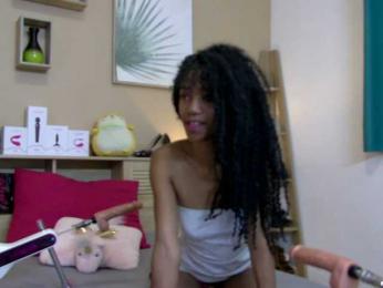 MoanaFrenchy bongacams stream image